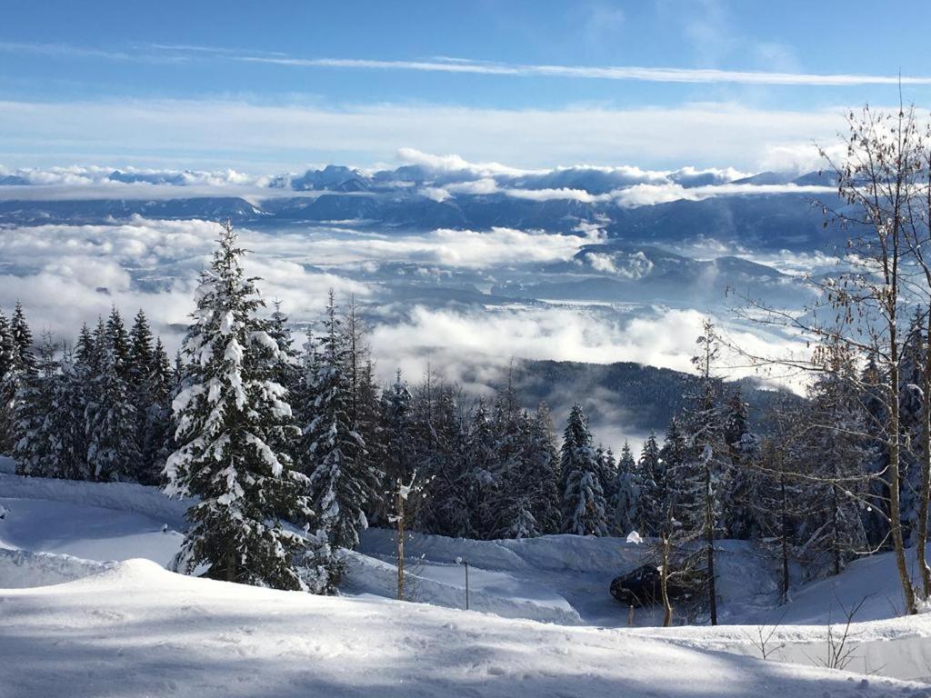 Familienapartment Sonne Und Schnee Kanzelhohe Eksteriør bilde